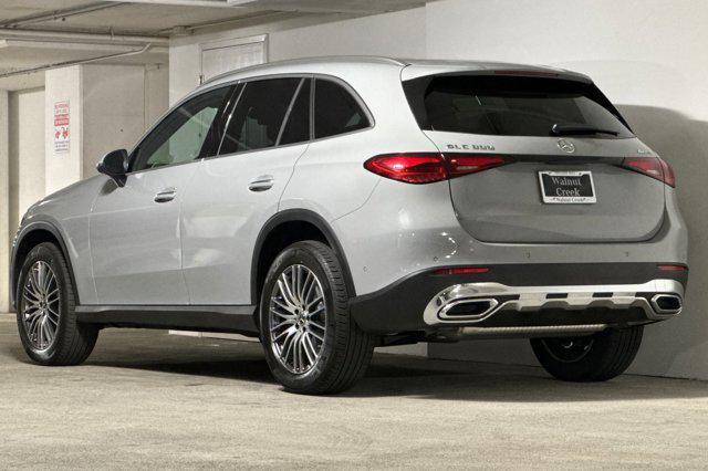 new 2026 Mercedes-Benz GLC 300 car