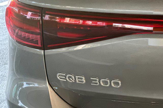 new 2024 Mercedes-Benz EQB 300 car, priced at $59,375