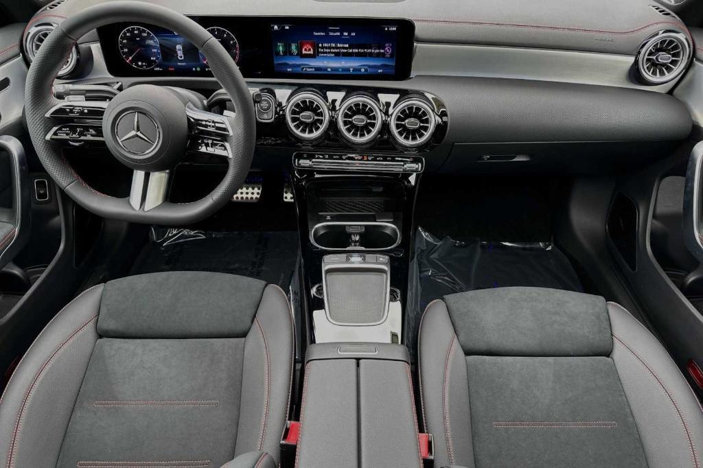 new 2024 Mercedes-Benz CLA 250 car, priced at $48,070