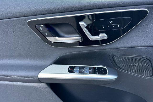 new 2025 Mercedes-Benz GLC 350e car, priced at $62,745
