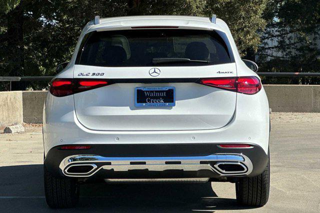 new 2025 Mercedes-Benz GLC 300 car, priced at $54,445