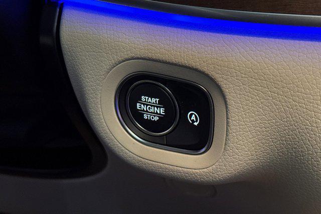 new 2025 Mercedes-Benz GLE 450 car, priced at $79,730
