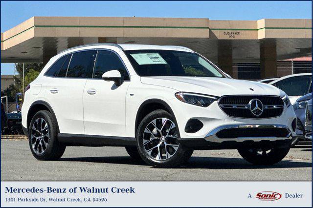 new 2025 Mercedes-Benz GLC 350e car, priced at $61,895