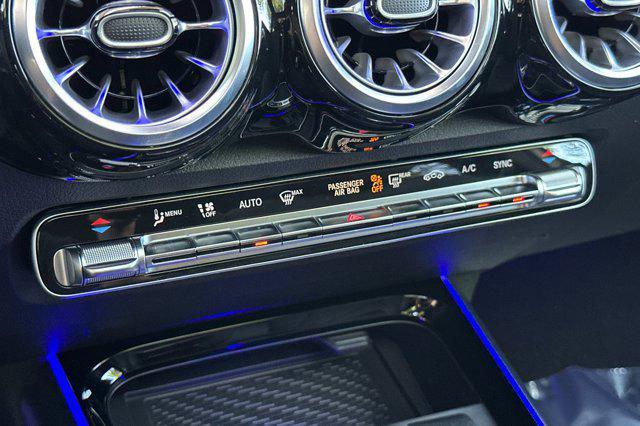 new 2025 Mercedes-Benz GLB 250 car, priced at $48,645