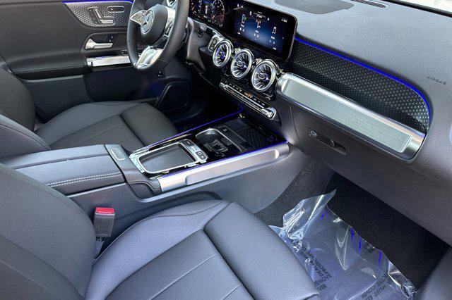 new 2025 Mercedes-Benz GLB 250 car, priced at $48,645