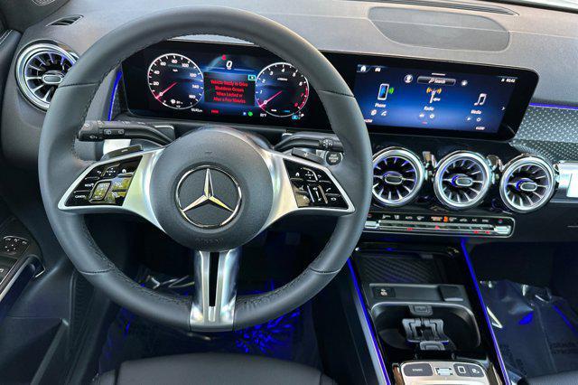new 2025 Mercedes-Benz GLB 250 car, priced at $48,645