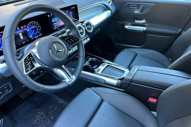 new 2024 Mercedes-Benz EQB 300 car, priced at $62,625