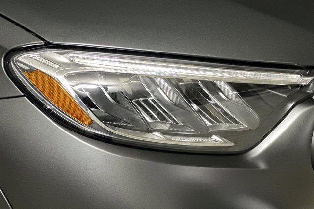 new 2026 Mercedes-Benz GLC 300 car, priced at $70,250