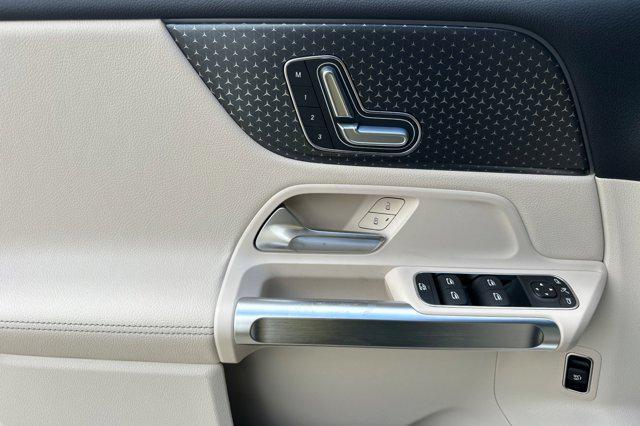 new 2025 Mercedes-Benz EQB 250 car, priced at $59,745