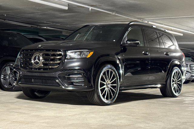 new 2025 Mercedes-Benz GLS 450 car, priced at $97,415