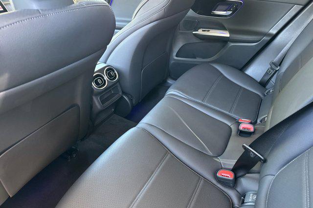 new 2025 Mercedes-Benz GLC 350e car, priced at $65,695