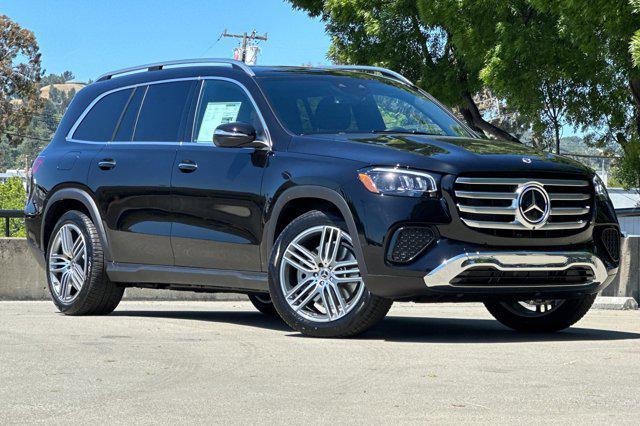 new 2025 Mercedes-Benz GLS 450 car, priced at $91,945