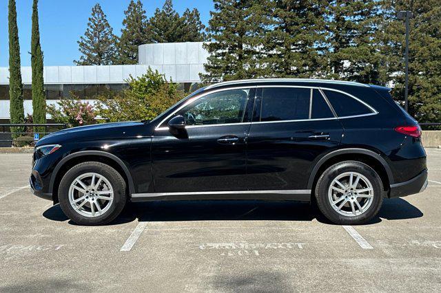 new 2024 Mercedes-Benz GLC 300 car