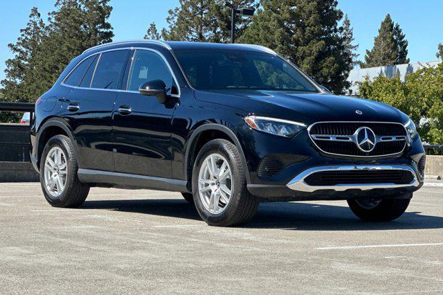 new 2024 Mercedes-Benz GLC 300 car