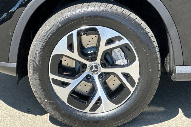 new 2025 Mercedes-Benz GLC 350e car, priced at $61,245
