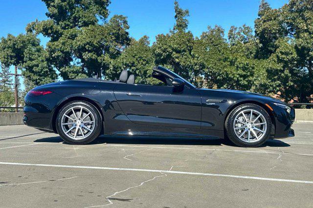 new 2025 Mercedes-Benz AMG SL 43 car, priced at $115,410