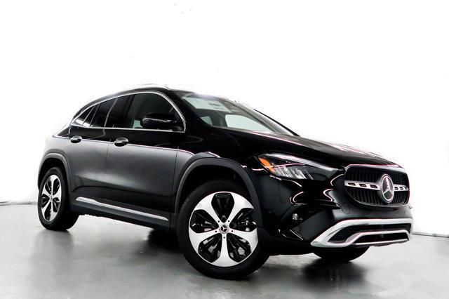 new 2025 Mercedes-Benz GLA 250 car, priced at $52,610