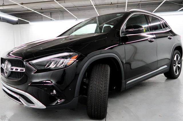 new 2025 Mercedes-Benz GLA 250 car, priced at $52,610
