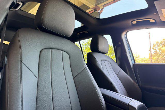 new 2025 Mercedes-Benz GLB 250 car, priced at $51,395