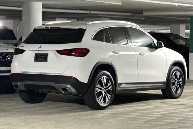 new 2026 Mercedes-Benz GLA 250 car, priced at $43,640