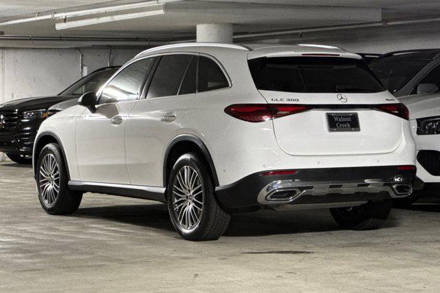 new 2026 Mercedes-Benz GLC 300 car