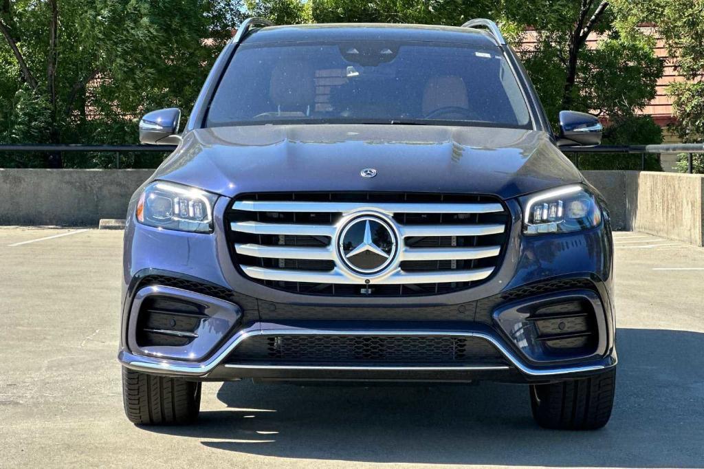 new 2024 Mercedes-Benz GLS 580 car, priced at $118,730