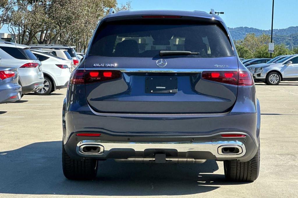 new 2024 Mercedes-Benz GLS 580 car, priced at $118,730