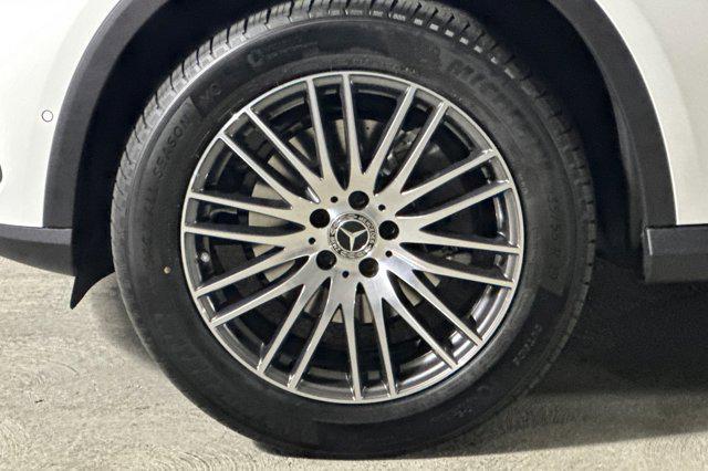 new 2026 Mercedes-Benz GLC 300 car, priced at $55,305