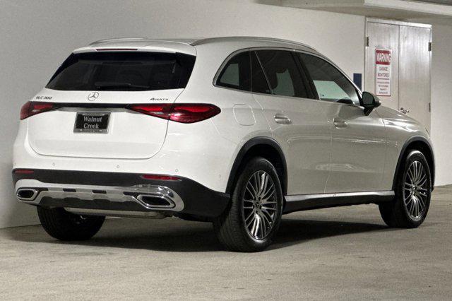 new 2025 Mercedes-Benz GLC 300 car, priced at $55,820
