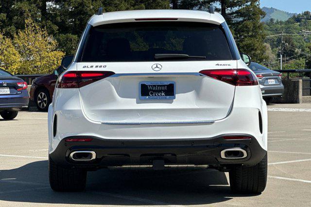 new 2025 Mercedes-Benz GLE 580 car, priced at $95,975