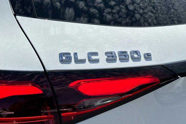 new 2025 Mercedes-Benz GLC 350e car, priced at $63,195