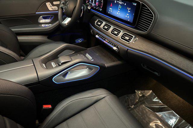 new 2025 Mercedes-Benz GLS 580 car, priced at $119,425