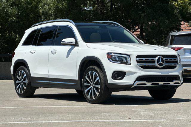 used 2023 Mercedes-Benz GLB 250 car, priced at $30,999