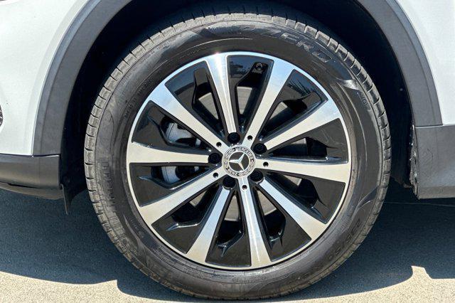 used 2023 Mercedes-Benz GLB 250 car, priced at $30,999
