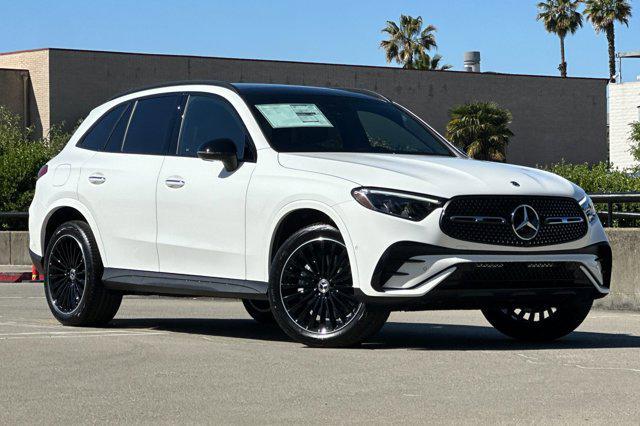 new 2025 Mercedes-Benz GLC 300 car, priced at $60,515
