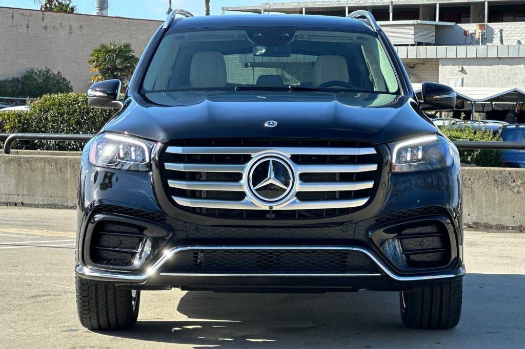 new 2024 Mercedes-Benz GLS 580 car, priced at $117,230