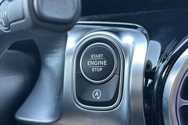 new 2025 Mercedes-Benz GLB 250 car, priced at $50,645
