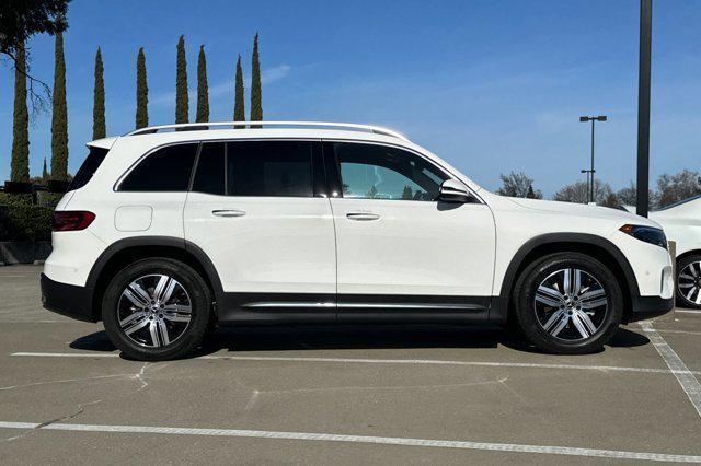 new 2025 Mercedes-Benz EQB 300 car, priced at $59,015