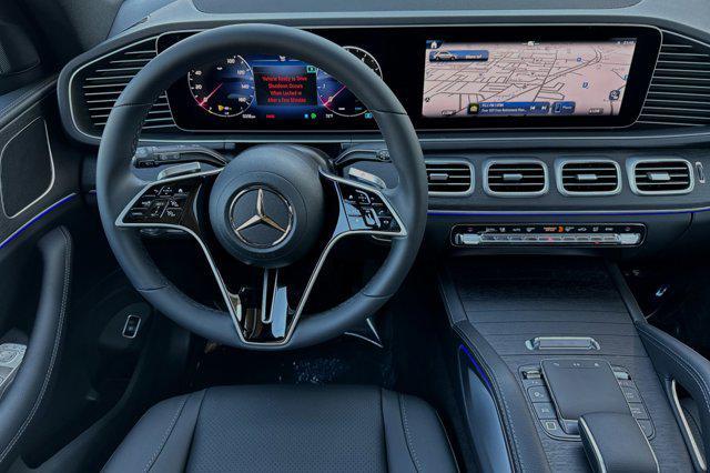 new 2025 Mercedes-Benz GLE 450 car, priced at $81,205