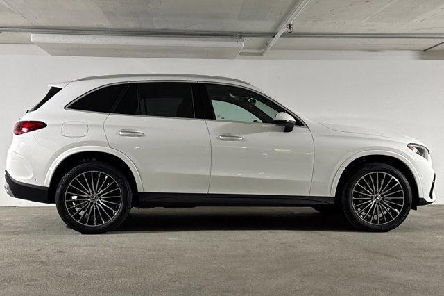 new 2025 Mercedes-Benz GLC 300 car, priced at $60,325