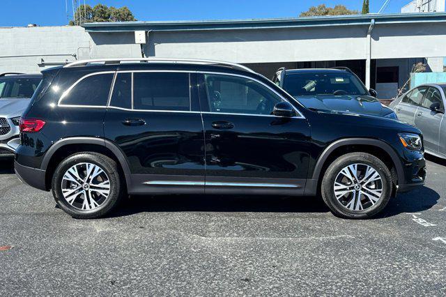 new 2026 Mercedes-Benz GLB 250 car, priced at $45,755