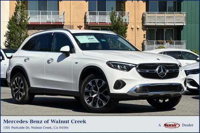 new 2025 Mercedes-Benz GLC 350e car, priced at $61,895