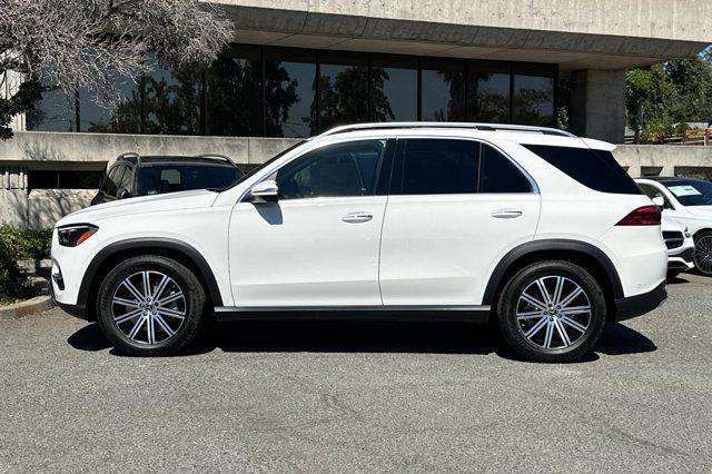 new 2025 Mercedes-Benz GLE 450 car, priced at $73,745