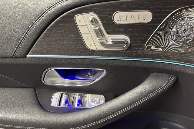 new 2025 Mercedes-Benz GLS 450 car, priced at $101,275