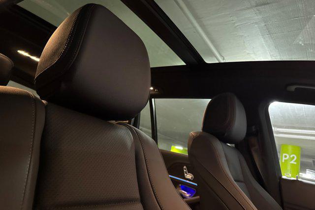 new 2025 Mercedes-Benz GLS 450 car, priced at $101,275