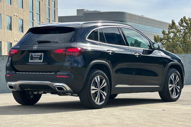 new 2025 Mercedes-Benz GLA 250 car, priced at $44,345