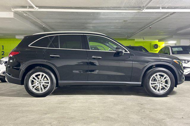 new 2025 Mercedes-Benz GLC 300 car, priced at $52,595
