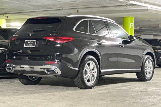 new 2025 Mercedes-Benz GLC 300 car, priced at $52,595
