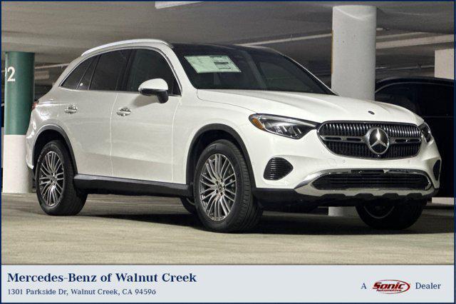 new 2025 Mercedes-Benz GLC 300 car, priced at $55,595