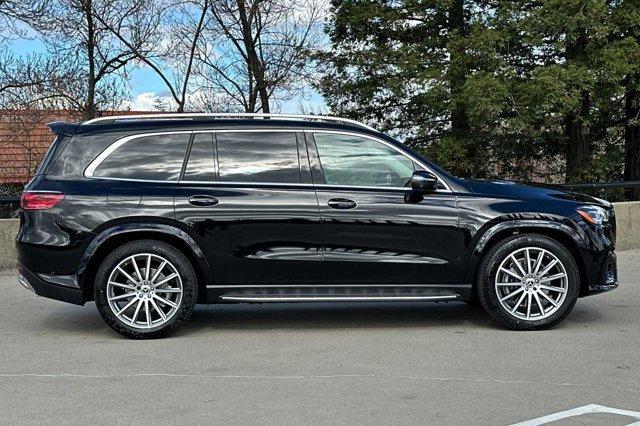 new 2024 Mercedes-Benz GLS 580 car, priced at $117,915